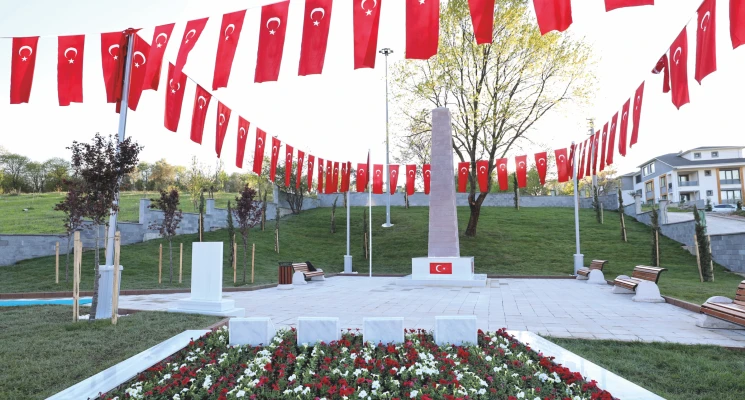 Hüseyin Kaptan Şehitliği Anıt Mezarı