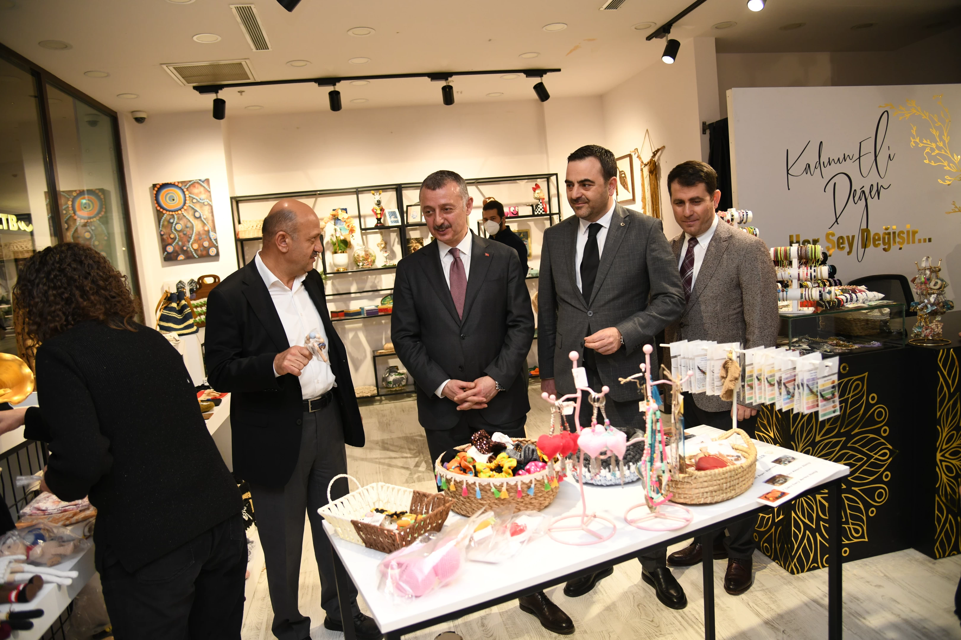 BAŞKEM: Başiskele Kadın El Emeği Mağazası