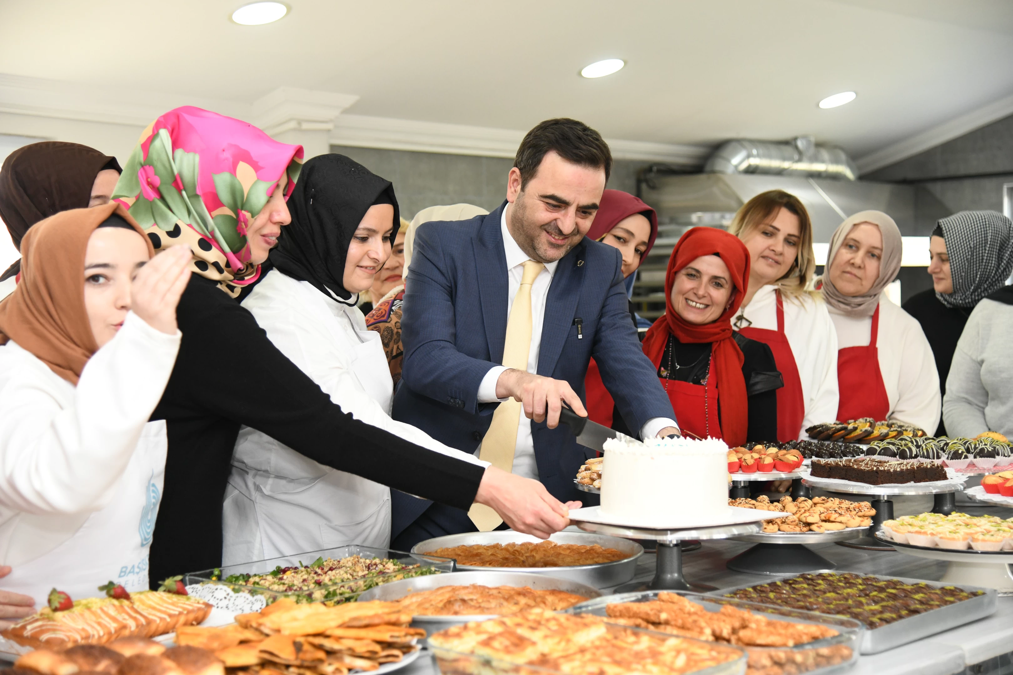 Altın Bilezik Meslek Edindirme Kursları